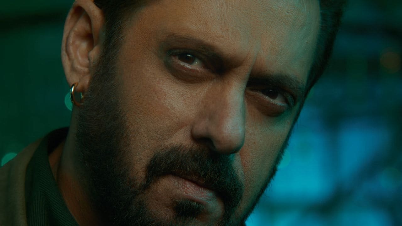 Sikander का टीजर रिलीज होते ही मचा बवाल! पुष्पा 2 को पीछे छोड़कर नंबर 1 पर ट्रेंड कर रहा है यह धांसू टीजर