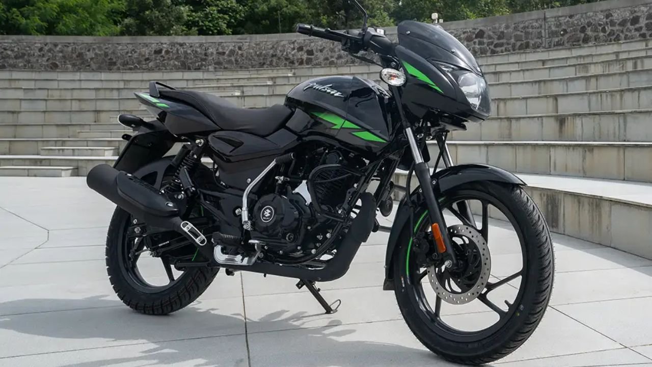सिर्फ 10 हजार रूपये देकर ऐसे घर ला सकते है New Bajaj Pulsar 125, माइलेज 55KM तक