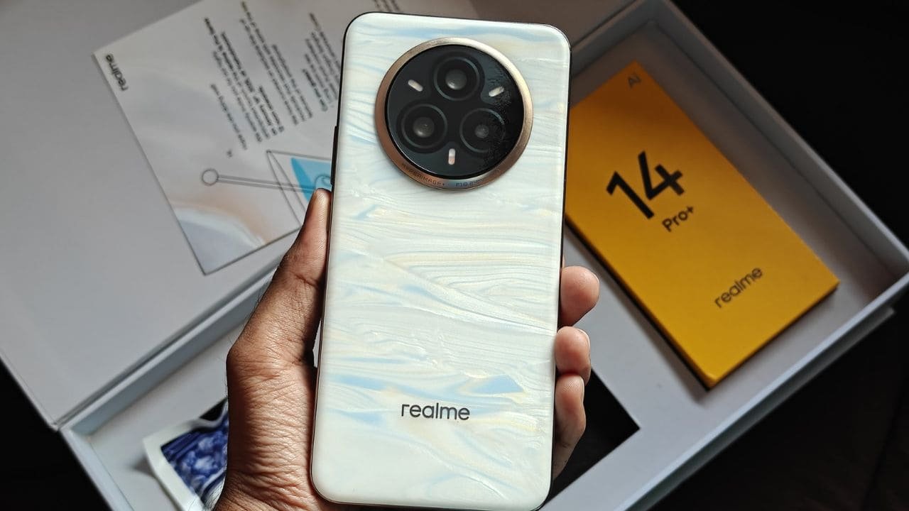 16 जनवरी को लॉन्च हो रही है Realme 14 Pro 5G सीरीज, Snapdragon प्रोसेसर के साथ मचाने वाली है धूम