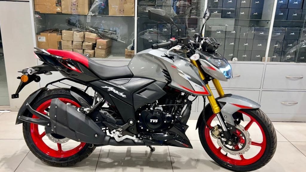 मार्केट में आई स्ट्रांग इंजन और प्रीमियम लुक वाली TVS Apache RTR 160 4V