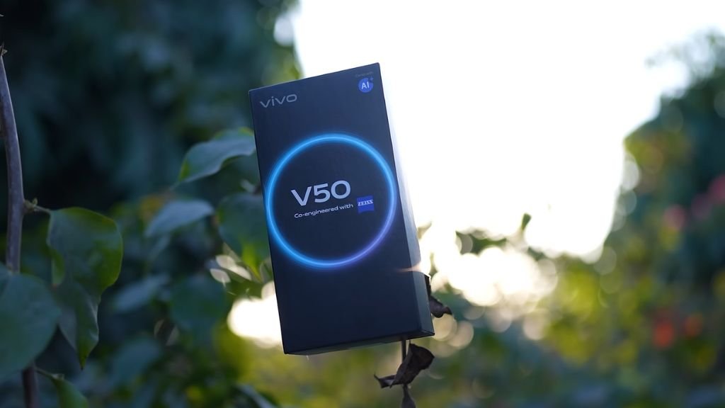 6000mAh बैटरी और दमदार कैमरा के साथ आया Vivo V50, कीमत बस इतनी सी