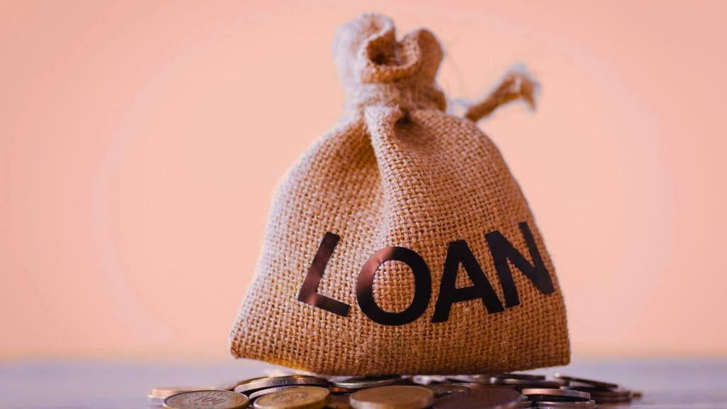 लोन लेने वालों के लिए अच्छी खबर! देश के इस बड़े बैंक ने घटाया Interest Rate