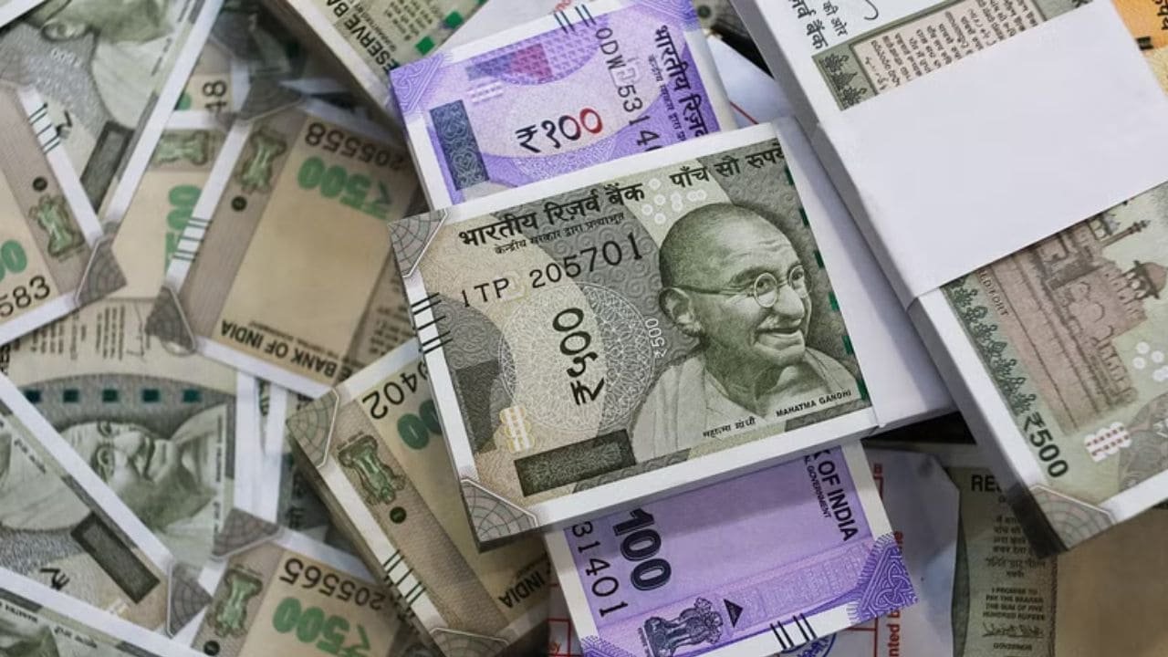 2,000 रुपये की SIP से कैसे बन सकते हैं करोड़पति? जानिए 10/35/12 का जादुई फॉर्मूला