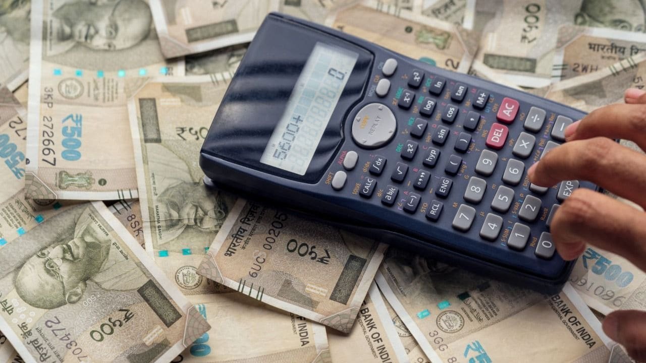 Post Office RD Scheme: अगर हर महीने 1000 रुपये इस स्कीम में लगाए तो 5 साल बाद कितना पैसा मिलेगा? जानिए पूरा कैलकुलेशन